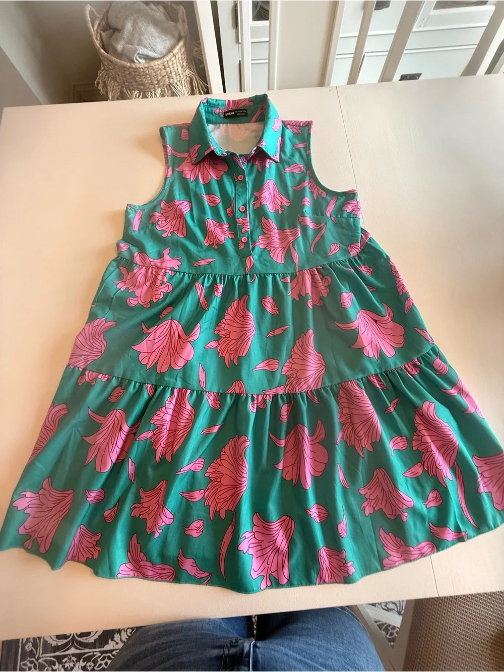 Woman's SHEIN Green Sleeveless Dress with Pink Floral Print large